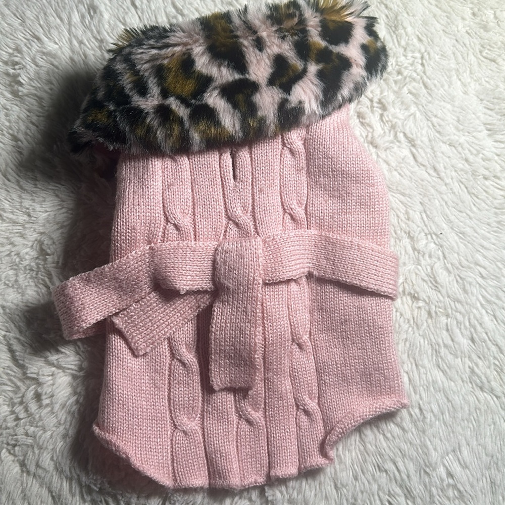 Sweater for 🐶❤️ - Picture 1 of 3